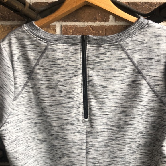 ATHLETA Textured En Route Grey Heather Dress - Picture 9 of 10
